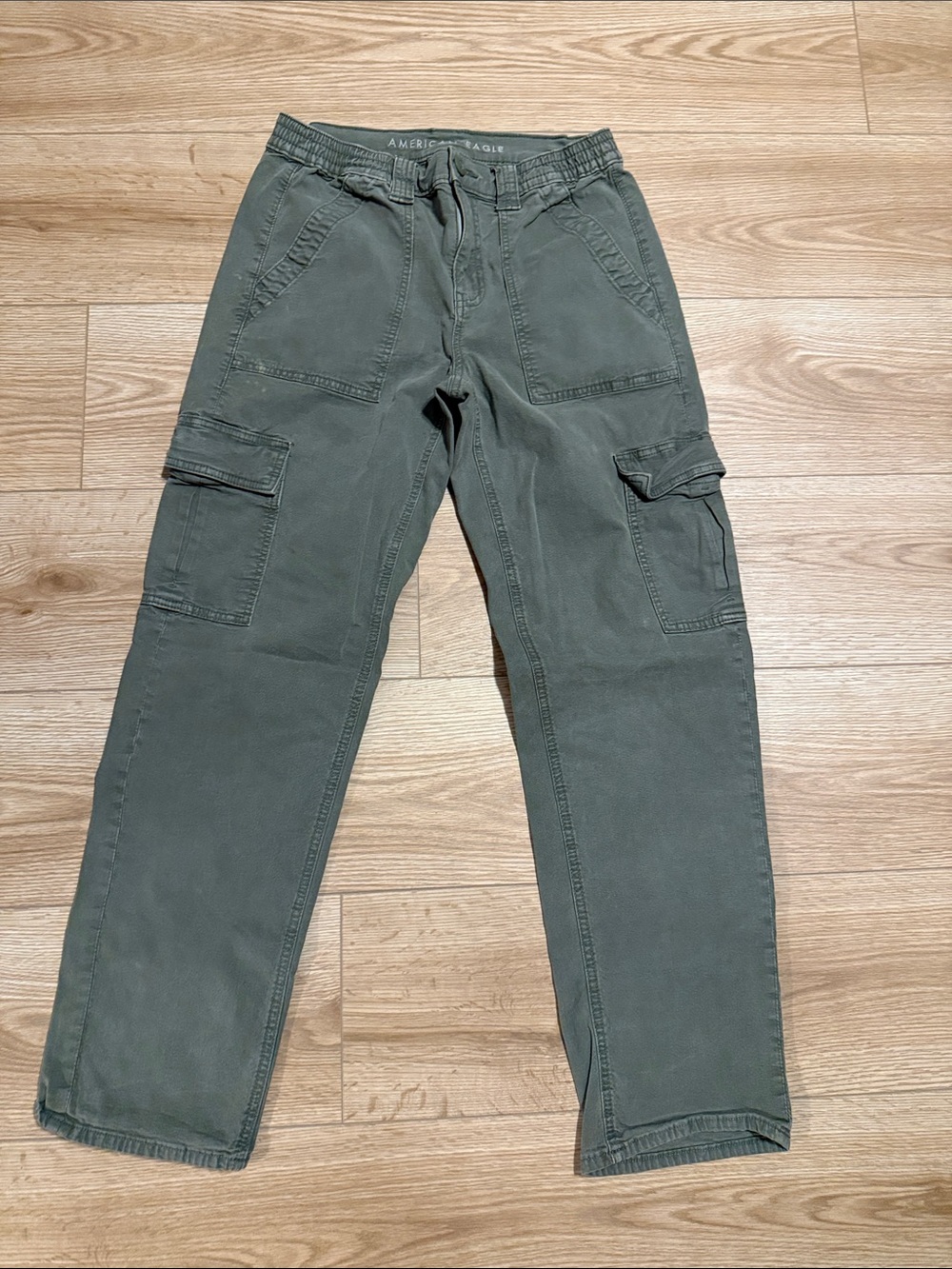 American Eagle Outfitters Women’s Olive Green Cargo Pants